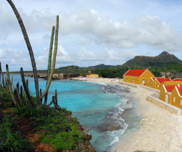 Historische Häuser an den Salinen auf Bonaire