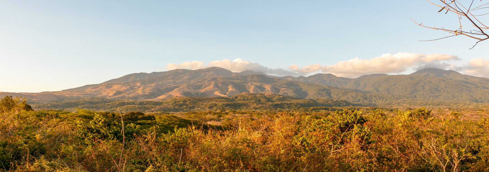 Blick auf die Vulkane des Rincon de la Vieja Nationalparks