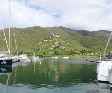 Kleine Auszeit in einer Hafenbucht auf Tortola, BVI
