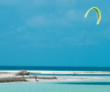 Windsurfer auf der Isla de la Juventud, Cuba