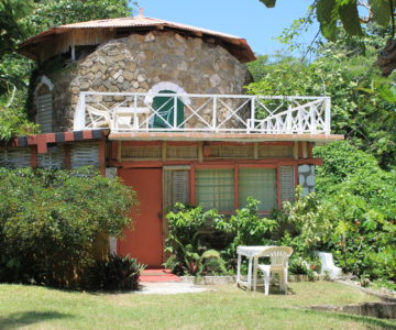 River Lodge, Jamaica, Robins Bay, Aussenansicht mit Garten