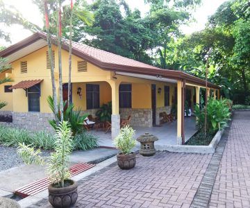 Cabinas Playa Espadilla, Costa Rica, Playa Espadilla, Aussenansicht