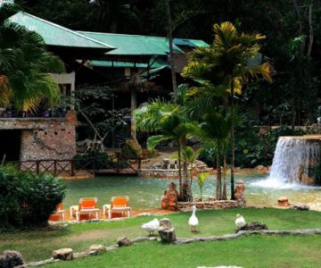Eco Lodge Paraíso Cano Hondo, Dominikanische Republik, Nationalpark Las Haitises, Blick in die Lodge