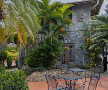 Tobago Seahorse Inn