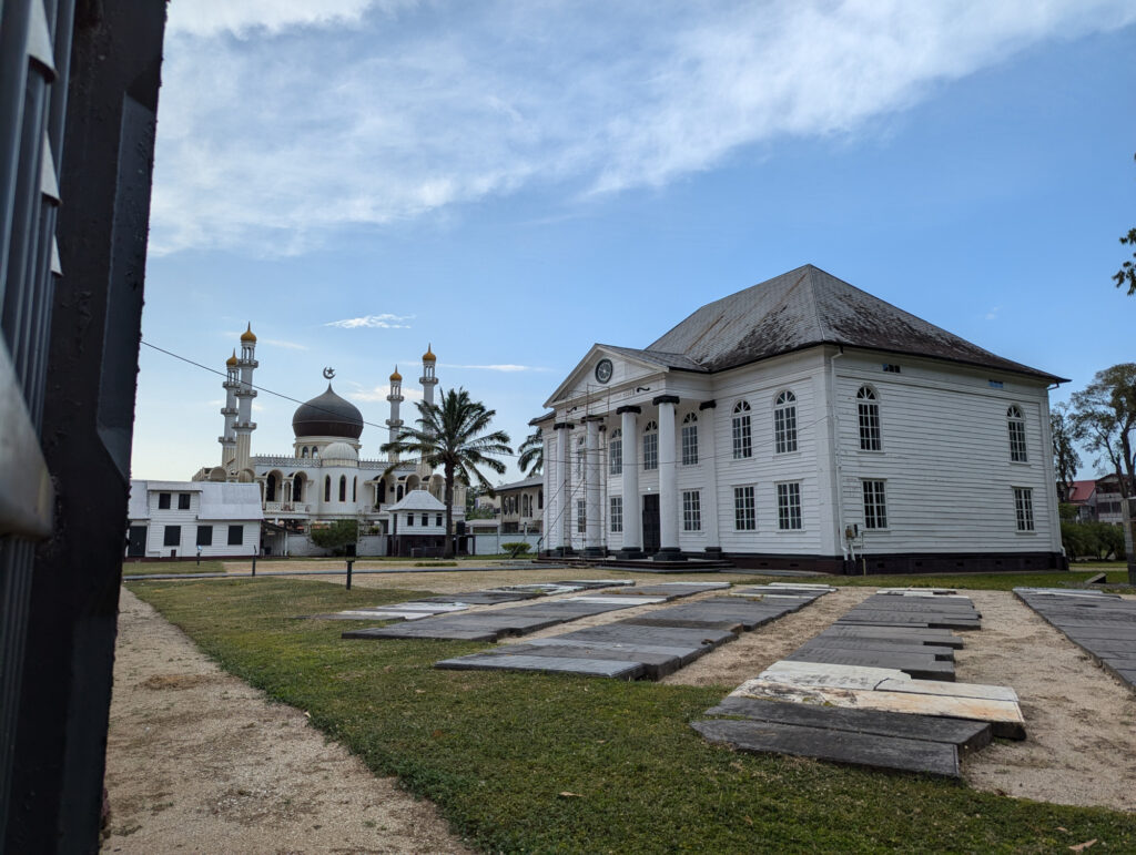 Suriname Paramaribo Moschee und Synagoge