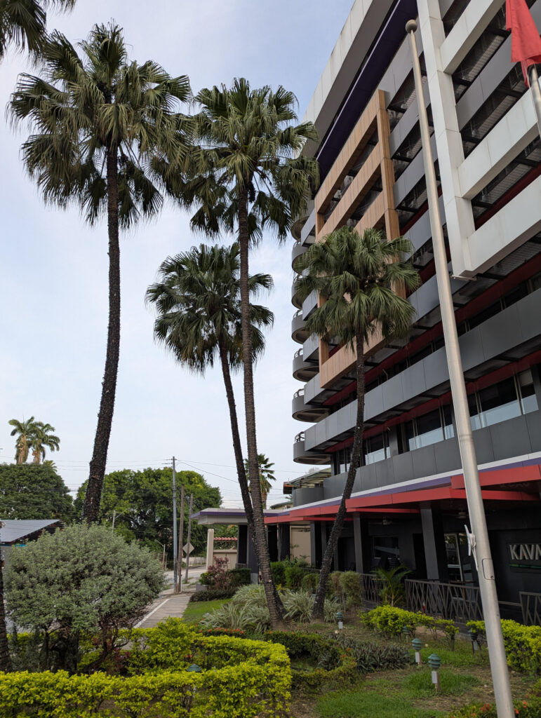 Trinidad Kapok Hotel